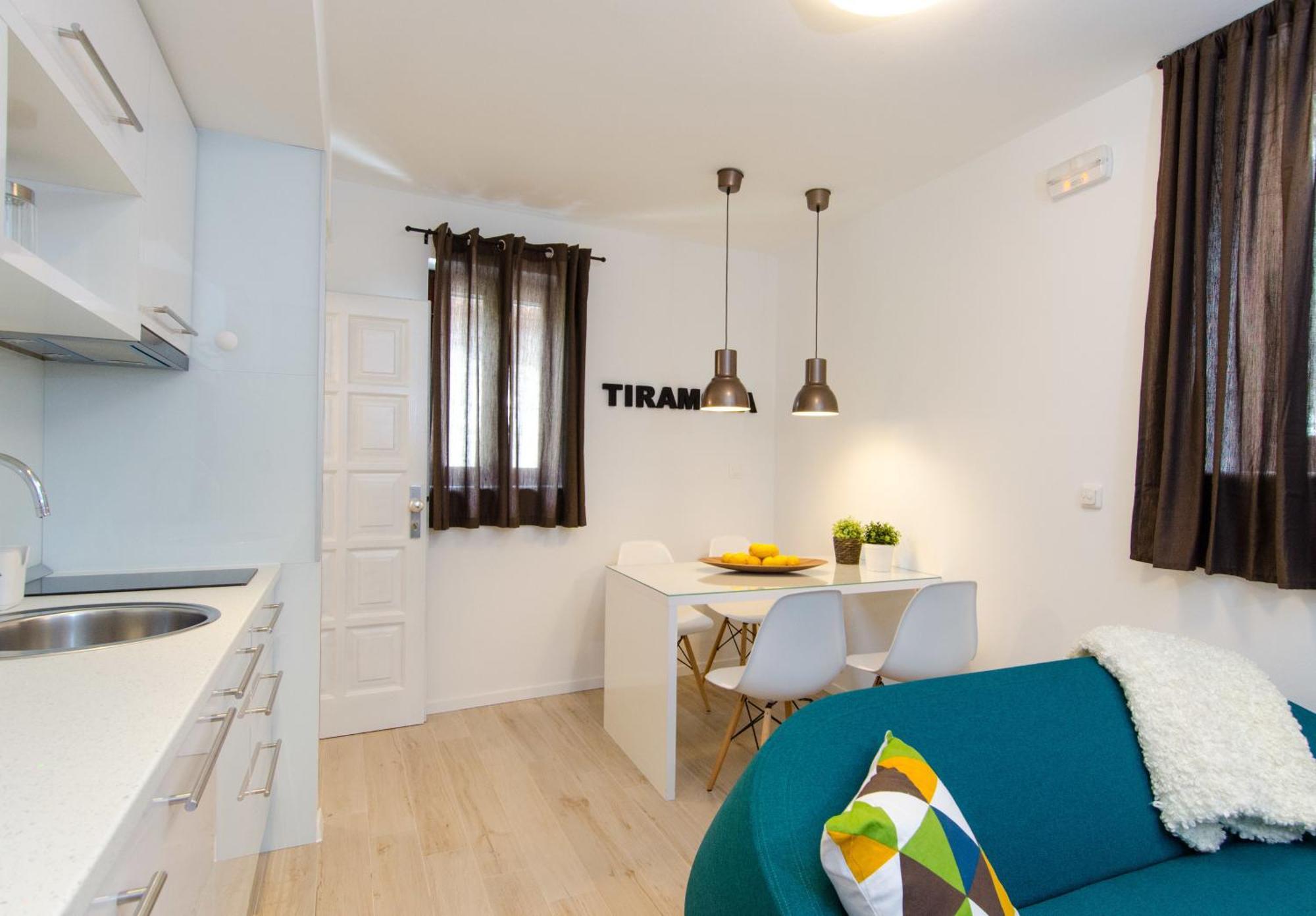 Apartments & Rooms Tiramola - Old Town Trogir Chambre photo