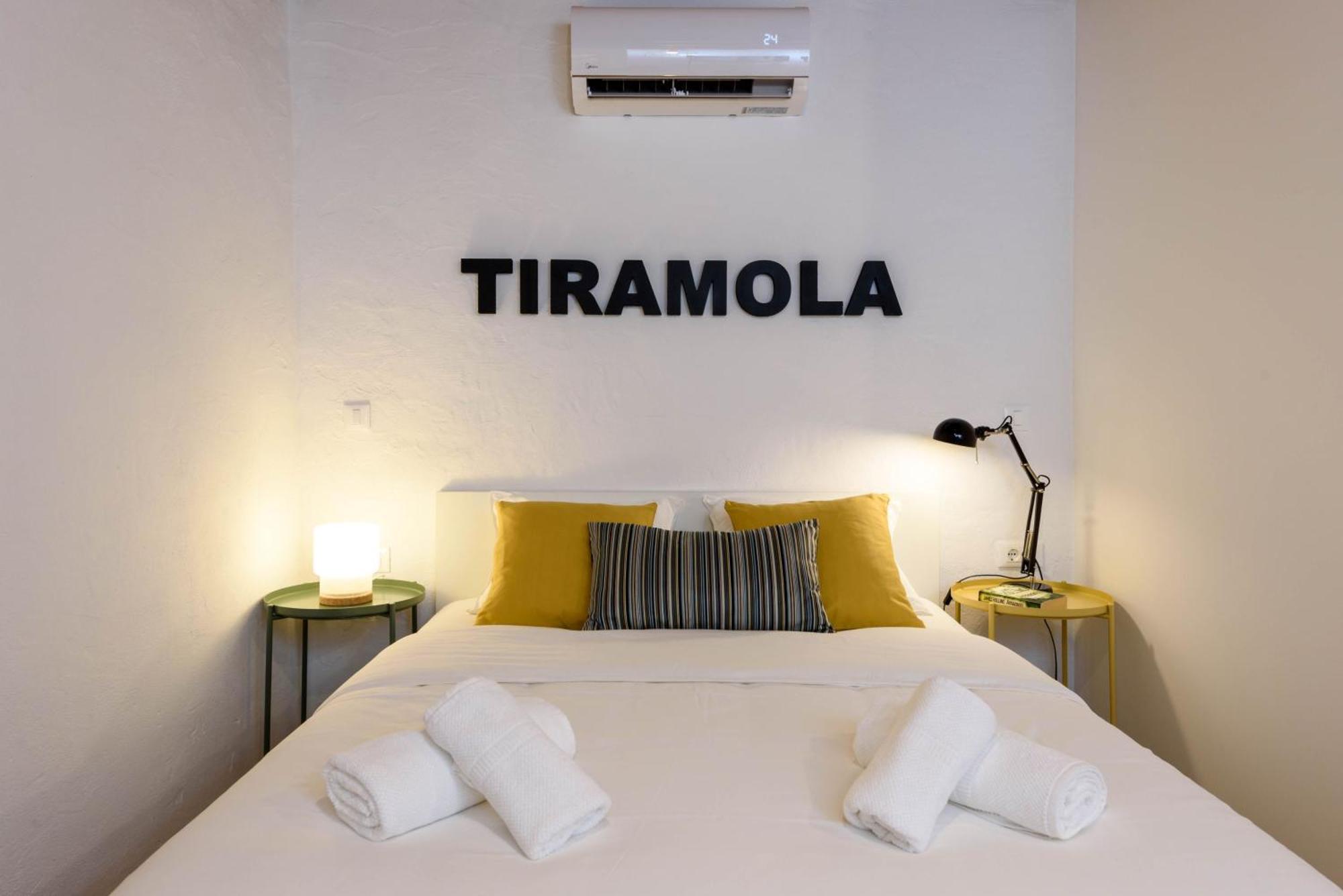Apartments & Rooms Tiramola - Old Town Trogir Chambre photo