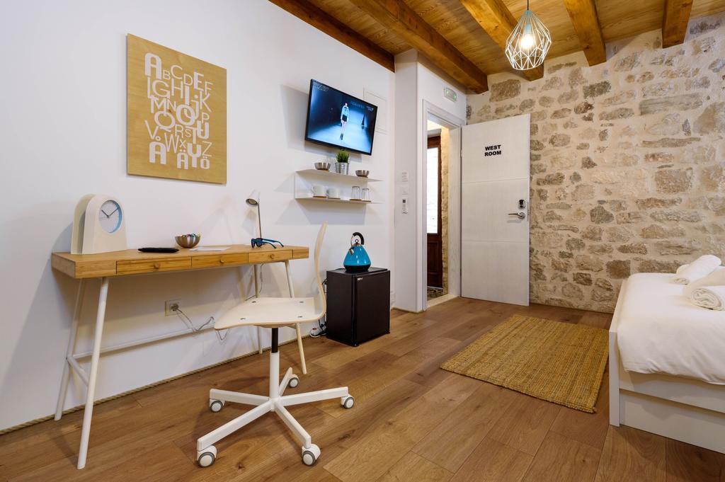 Apartments & Rooms Tiramola - Old Town Trogir Extérieur photo