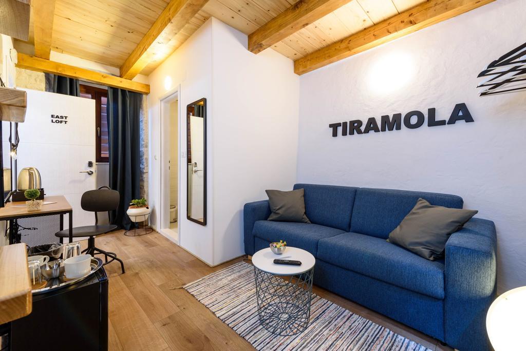 Apartments & Rooms Tiramola - Old Town Trogir Extérieur photo