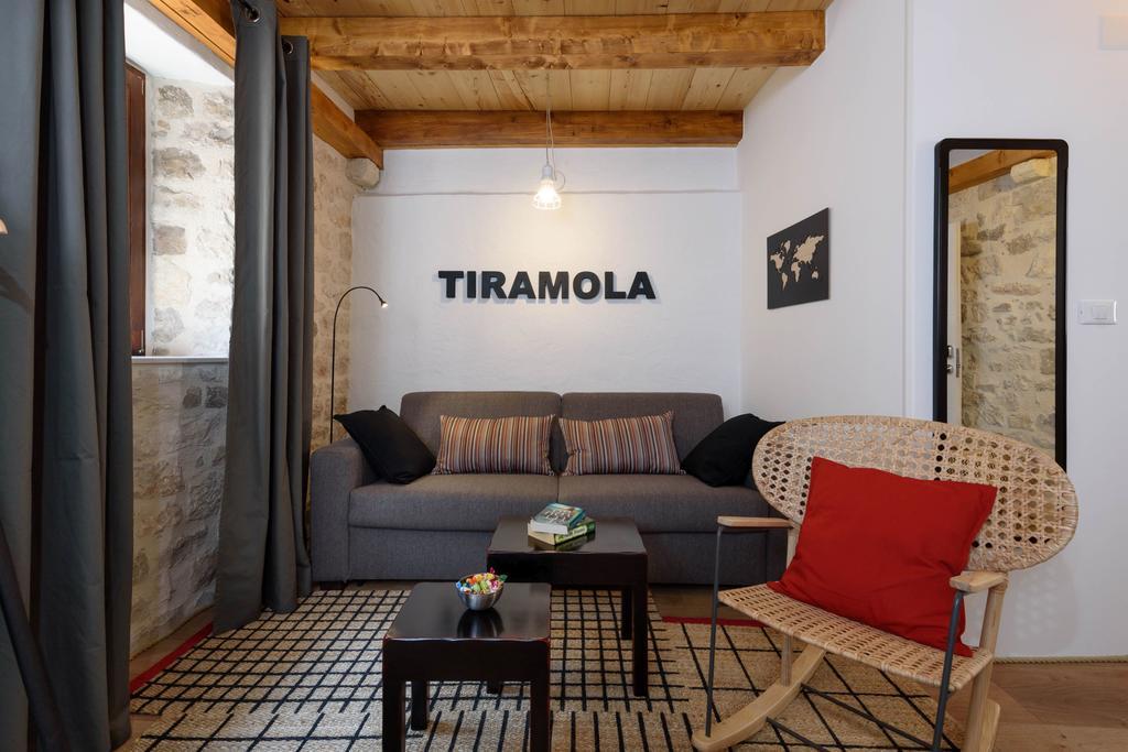 Apartments & Rooms Tiramola - Old Town Trogir Extérieur photo